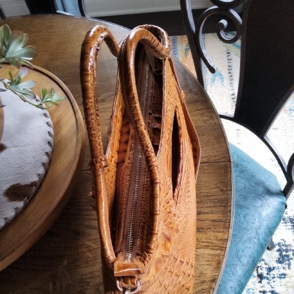 🌻EUC Brahmin Elaine Bag - Picture 3 of 14